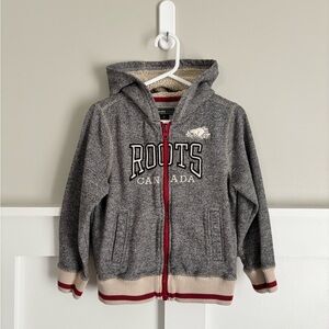 VGUC Roots Kids 5T Salt abd Pepper Grey w/ Red Accent Zip-Up Hoodie